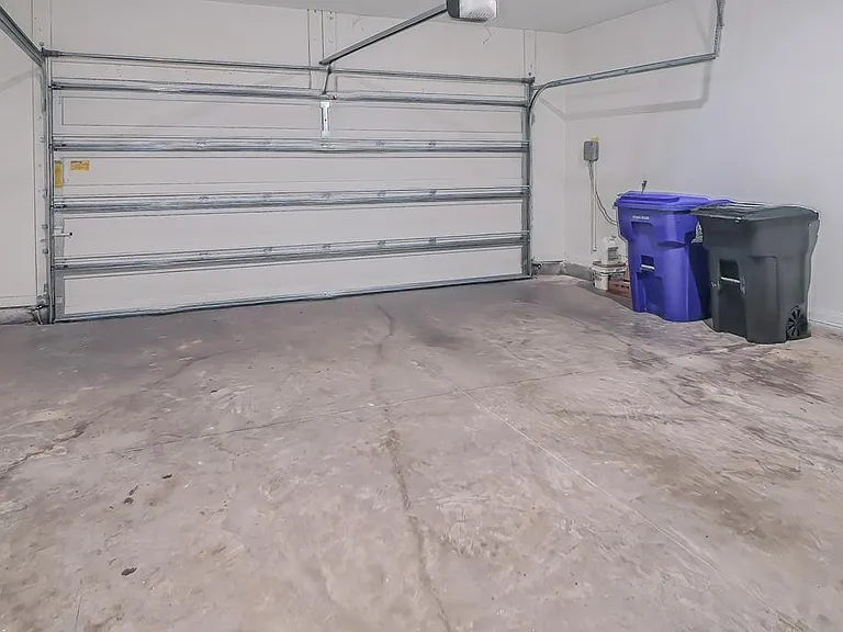597 Lake Sinclair St — Photo 61