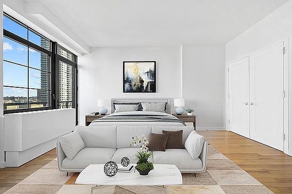 1st image of 2211 3rd Ave #2C