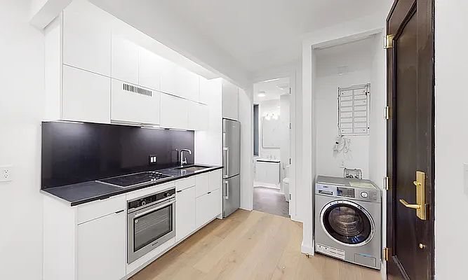 1st image of 93 Hicks St #2A1