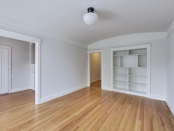 2nd image of 3501 Divisadero St #5