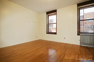 Rented by aptsandlofts.com