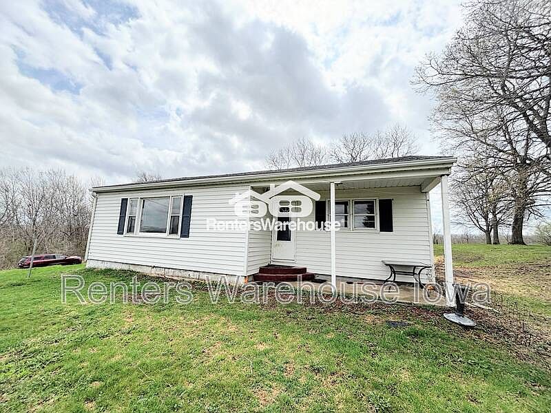 1st image of 3287 Cumming Rd