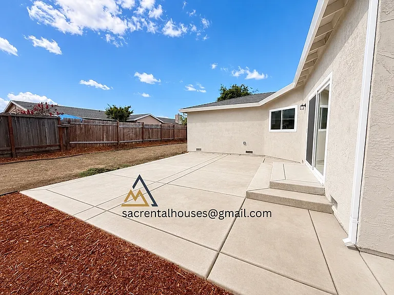 3940 Cottontail Way — Photo 31