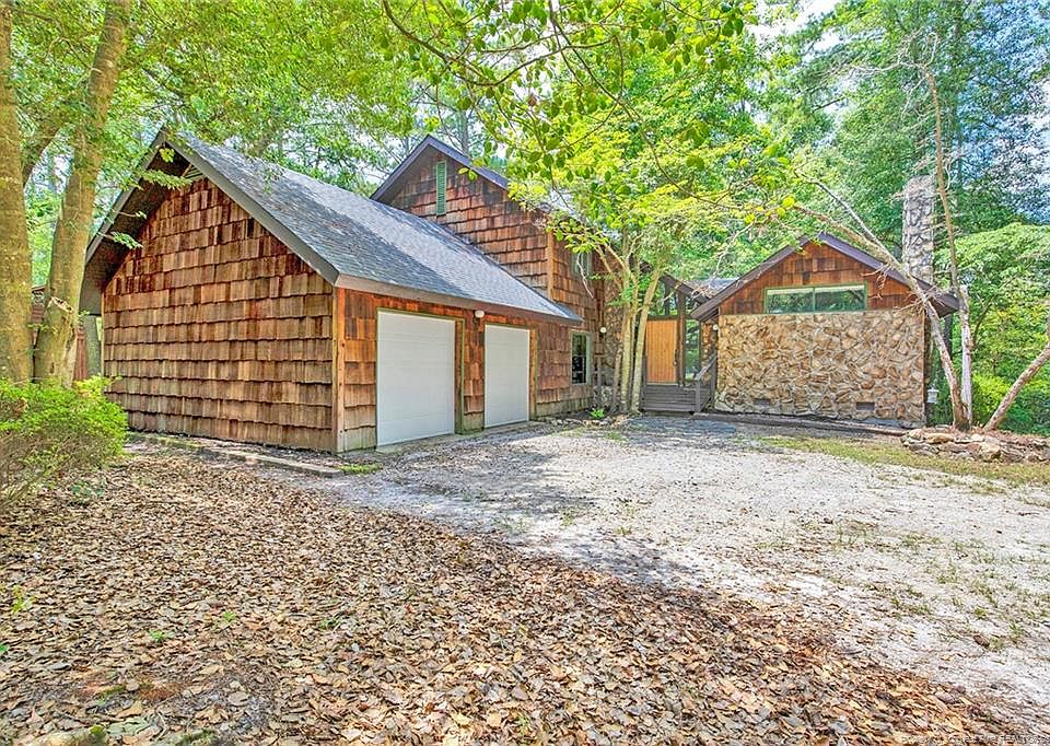 1st image of 5626 Little Lake Dr