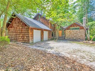 5626 Little Lake Dr, Hope Mills, NC 28348