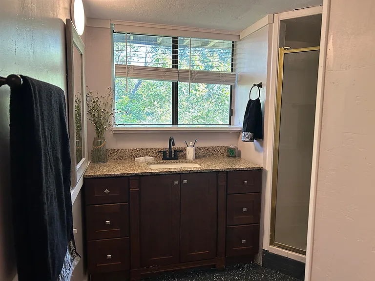 1647 E Stanley Dr — Photo 14