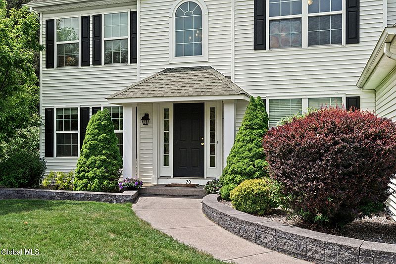 3rd image of 20 Berkshire Drive