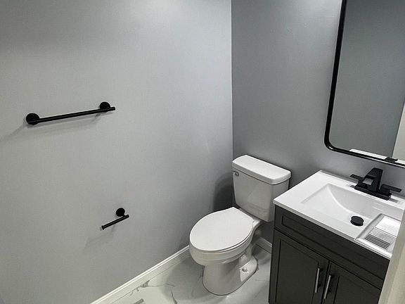 4th image of 8265 Sebring Ct