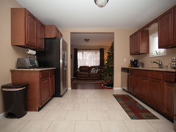2nd image of 1519 Lansdale Ave