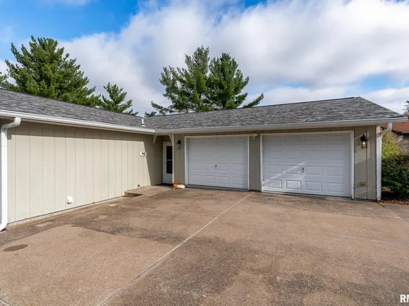 112 Glenview Ct, Sherrard, IL 61281