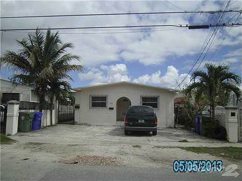 2nd image of 2287 NW 33rd St