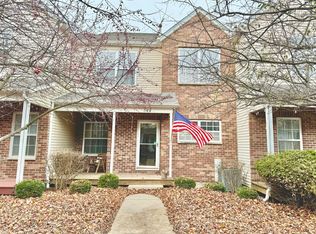 544 Clayton Cir, Sycamore, IL 60178