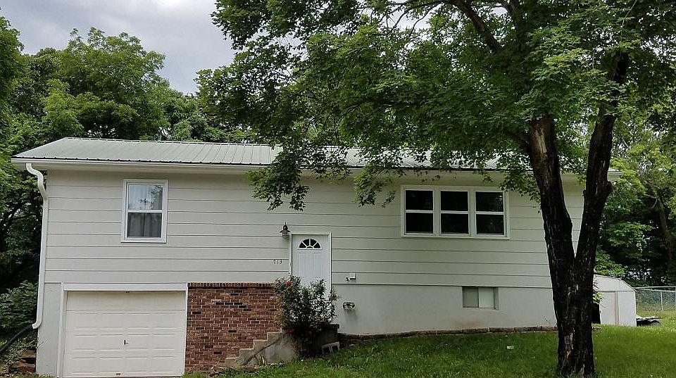 1st image of 713 N Terrace Ln