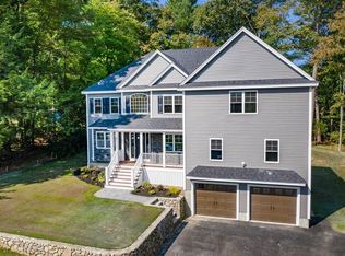 2 Paulson Dr, Burlington, MA 01803