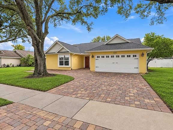 2nd image of 1680 LADY SLIPPER CIRCLE