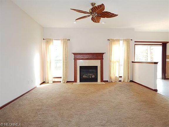 5th image of 376 Chandler Ct
