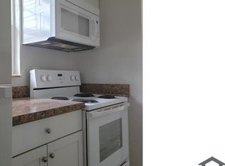 718 SW 67th Ter APT 8, Gainesville, FL 32607