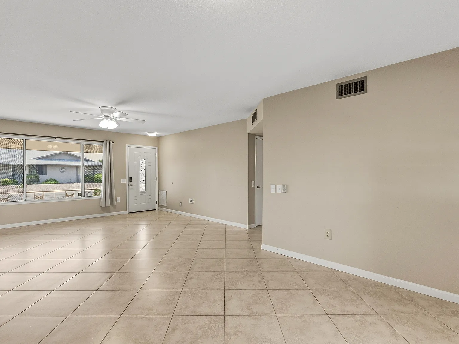 2 bed, 1160 sqft, $1,695 — Photo 4