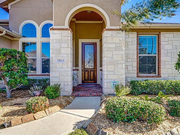 4th image of 18614 Winterton Cliff Ct