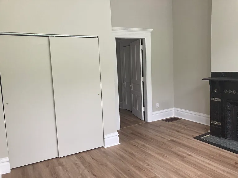 Large closet in the bedroom