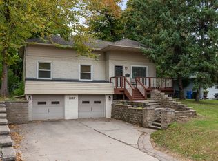 5833 France Ave S, Edina, MN 55410
