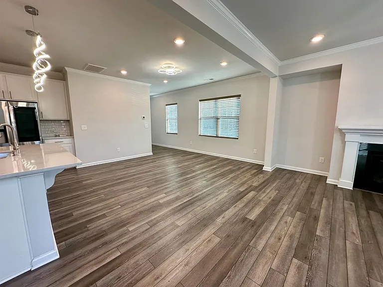 6608 Mezzo Ln — Photo 11