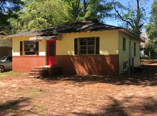 1017 W Slaton Ave, Griffin, GA 30223