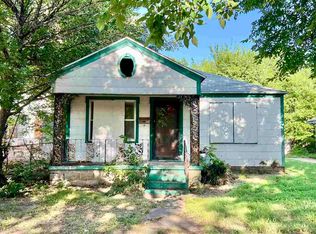 609 N Palm St, Ponca City, OK 74601