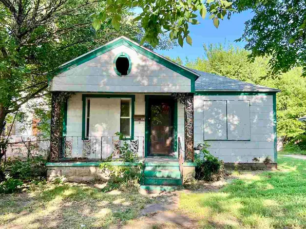 609 N Palm St, Ponca City, OK 74601
