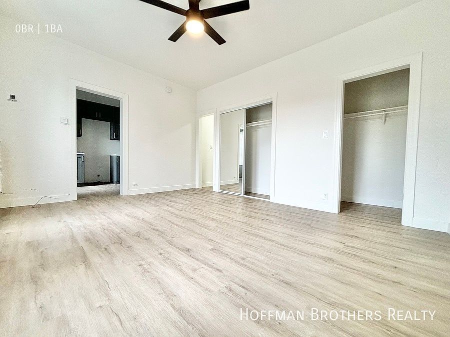 1st image of 245 N Kenmore Ave #100A