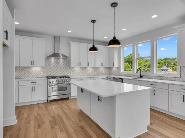 107 Demoss Rd #2, Nashville, TN 37209