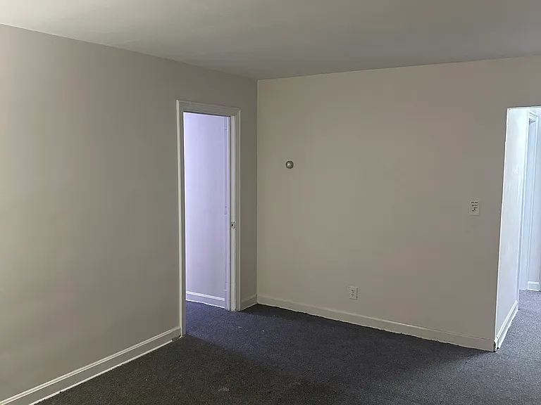 365 E Midlothian Blvd — Photo 8