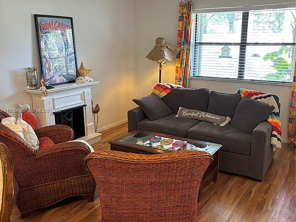 3rd image of 159 Pinto Palm Ct