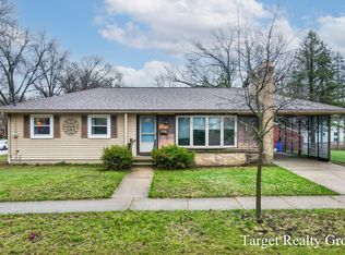 1660 Rose Pkwy SE, Grand Rapids, MI