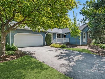 1323 Auburn Ave, Naperville, IL, 60565