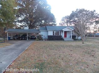 3800 Spring Valley Rd, Anniston, AL 36207