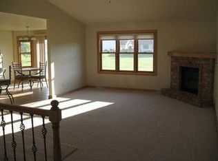 351 Falcon Dr, Pulaski, WI 54162