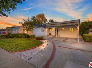 7026 Jellico Ave, Van Nuys, CA 91406