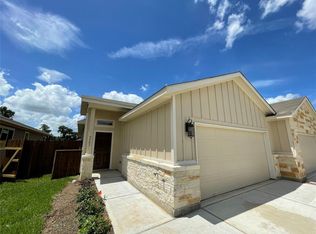 9781 Grosbeak Ln, Magnolia, TX 77354