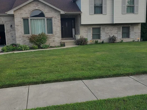 6879 Fox Tail Ave, Portage, IN 46368