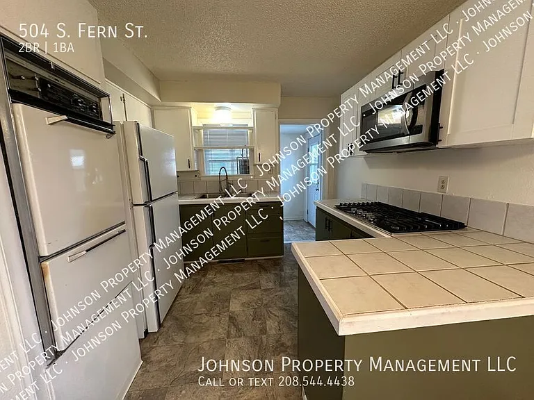 504 S Fern St — Photo 4