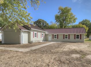 1824 Cleveland Ave, Baxter Springs, KS 66713
