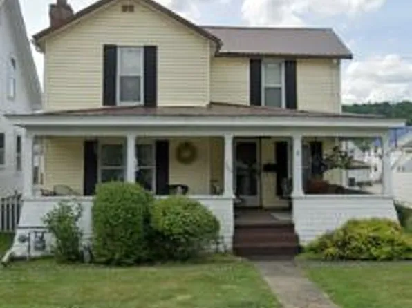 306 South Chelsea Street, Sistersville, WV 26175