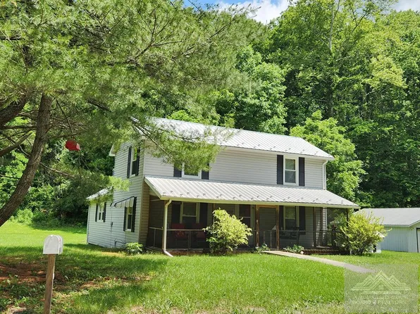 5852 Wolf Creek Rd, Narrows, VA 24124