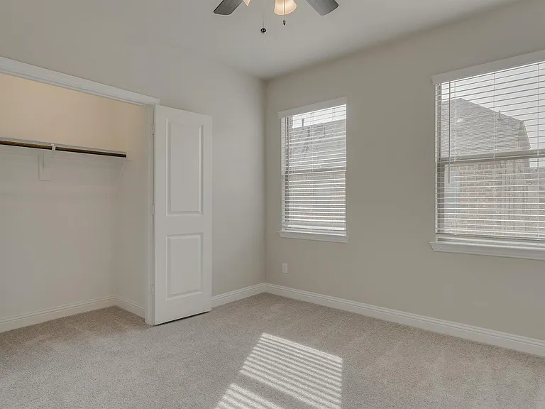 2225 Apex Dr — Photo 25