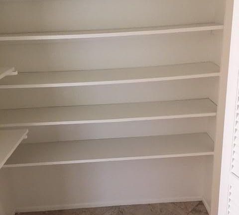 3rd image of 2601 E Cinnabar Ave