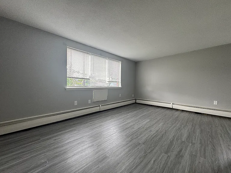89-C4 S Whitney St #C4 — Photo 4