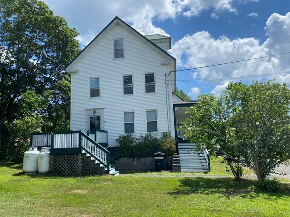 34 Church Ave #2, North Berwick, ME 03906