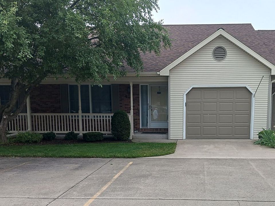1st image of 1410 Pembroke Cir APT 4