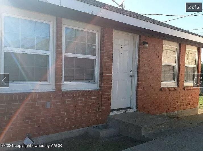 2nd image of 107 Texas Ave